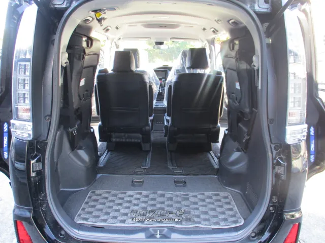 トヨタ ヴォクシー