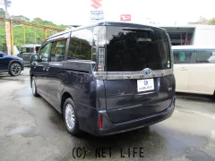 トヨタ ヴォクシー