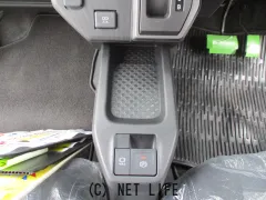 ダイハツ タフト