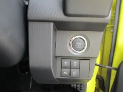 ダイハツ タフト