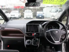 トヨタ エスクァイア