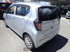 ダイハツ ミライース