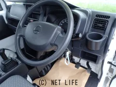 日産 NT100クリッパー