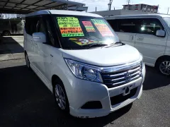 三菱 デリカD：2