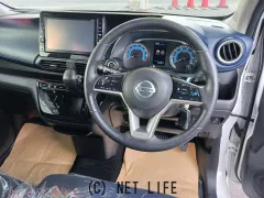 日産 デイズ