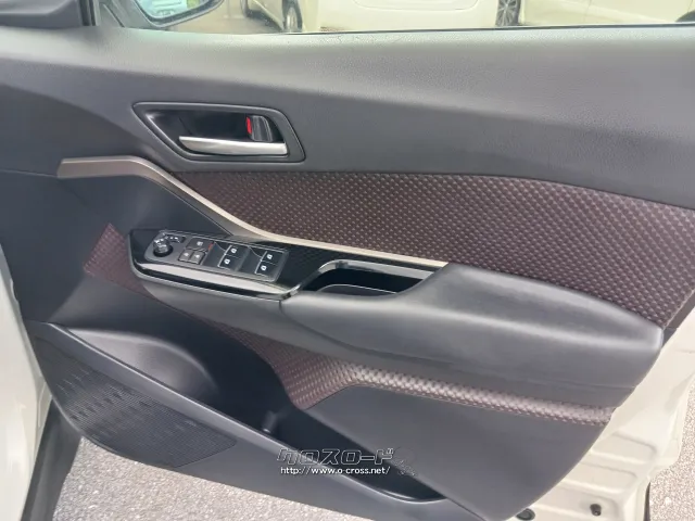 トヨタ C-HR