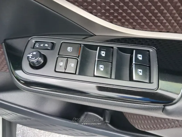 トヨタ C-HR