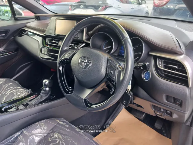 トヨタ C-HR