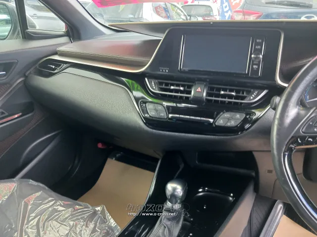 トヨタ C-HR