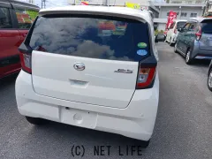 ダイハツ ミライース