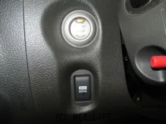 日産 キューブ