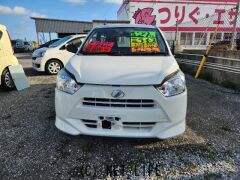 ダイハツ ミライース