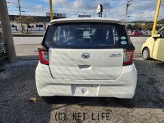 ダイハツ ミライース