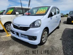 ダイハツ ミライース