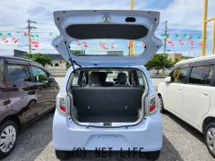 ダイハツ ミライース