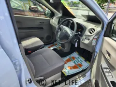 ダイハツ ミライース