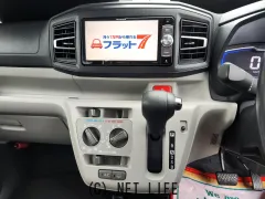 ダイハツ ミライース