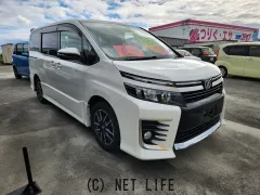 トヨタ ヴォクシー