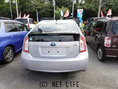 トヨタ プリウス