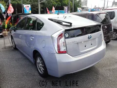 トヨタ プリウス