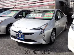 トヨタ プリウス