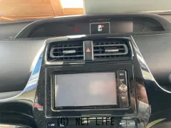 トヨタ プリウス