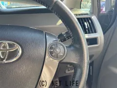 トヨタ プリウスα