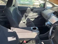 トヨタ プリウスα