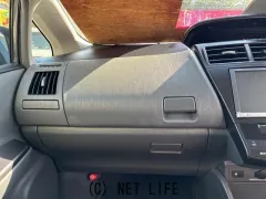 トヨタ プリウスα