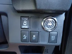 ダイハツ ウェイク