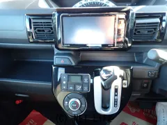 ダイハツ ウェイク