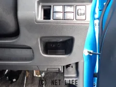 ダイハツ キャスト