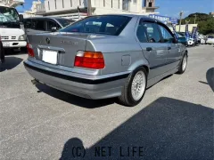 BMW 3シリーズ