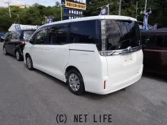 トヨタ ヴォクシー