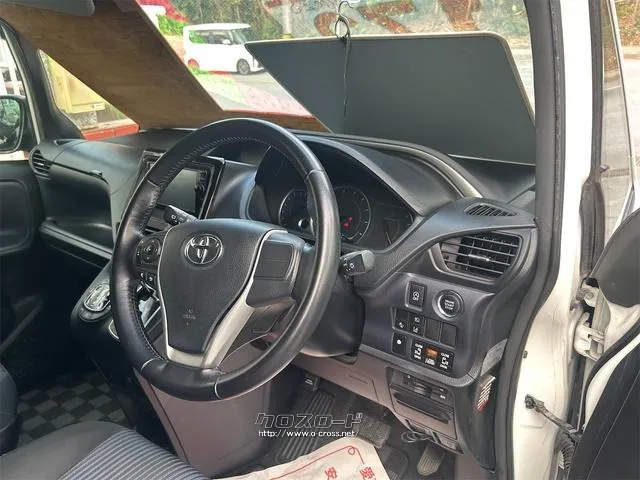 トヨタ ヴォクシー