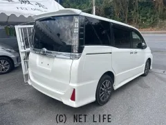 トヨタ ヴォクシー