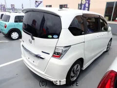 ホンダ フリードスパイクハイブリッド