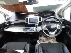 ホンダ フリードスパイクハイブリッド