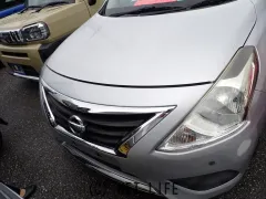 日産 ラティオ