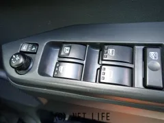 トヨタ ピクシスメガ