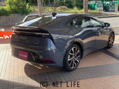 トヨタ プリウス