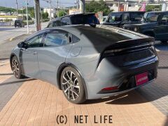 トヨタ プリウス