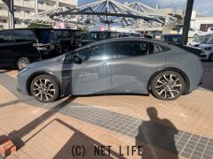 トヨタ プリウス