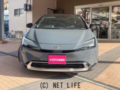 トヨタ プリウス