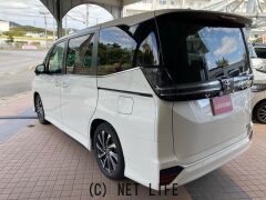 トヨタ ヴォクシー