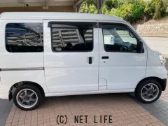 ダイハツ ハイゼットカーゴ