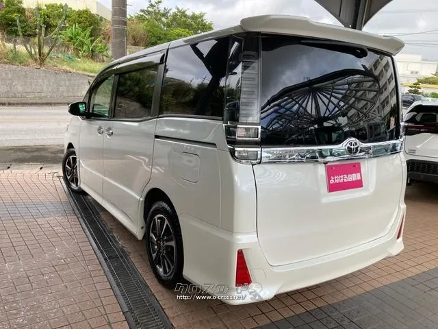 トヨタ ヴォクシー