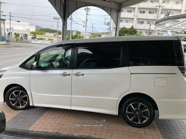 トヨタ ヴォクシー