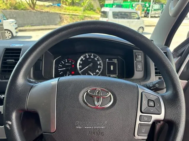 トヨタ ハイエースバン