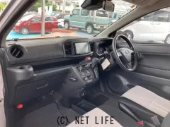 ダイハツ ミライース